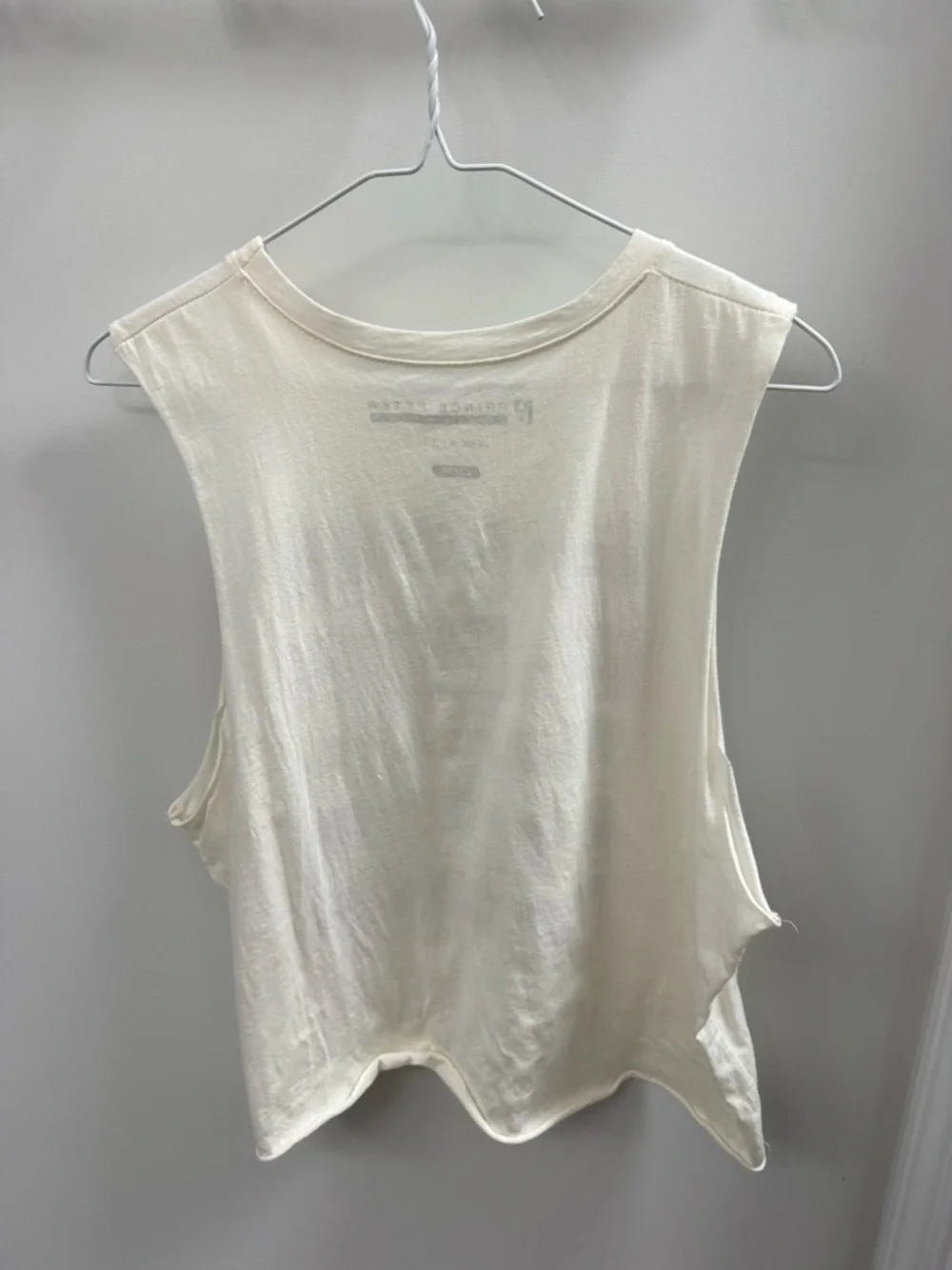 Lulus Cassette White Cropped Graphic Muscle Tank Top - Large - Picture 7 of 7